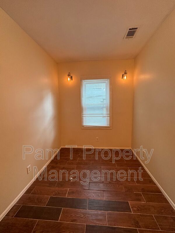 Downtown 2 bedroom apartment property image