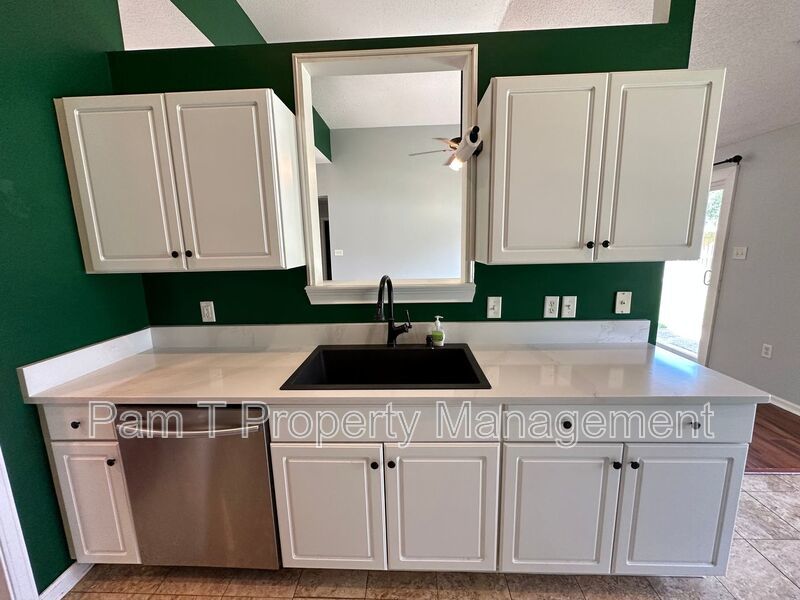 3 bedroom southside home property image