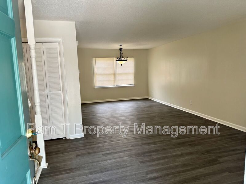 Charming Southside Townhouse property image