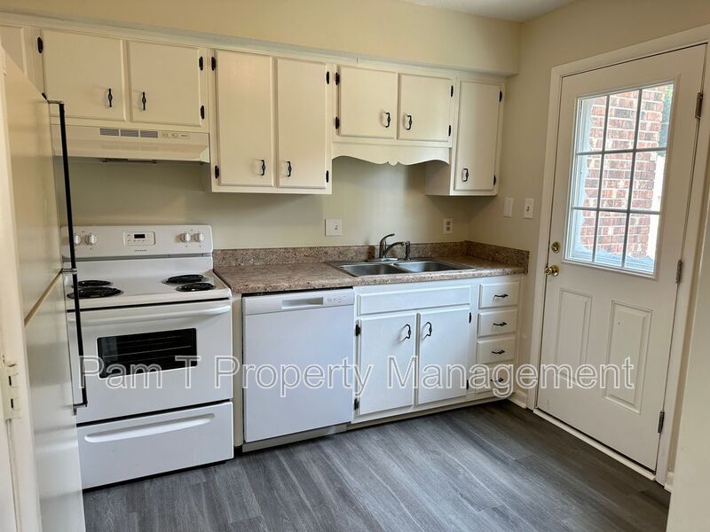 Charming Southside Townhouse property image