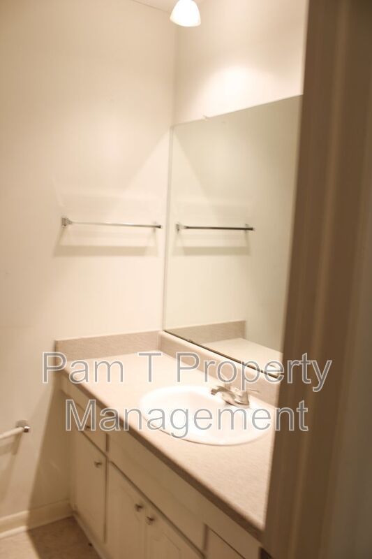 Charming Southside Townhouse property image