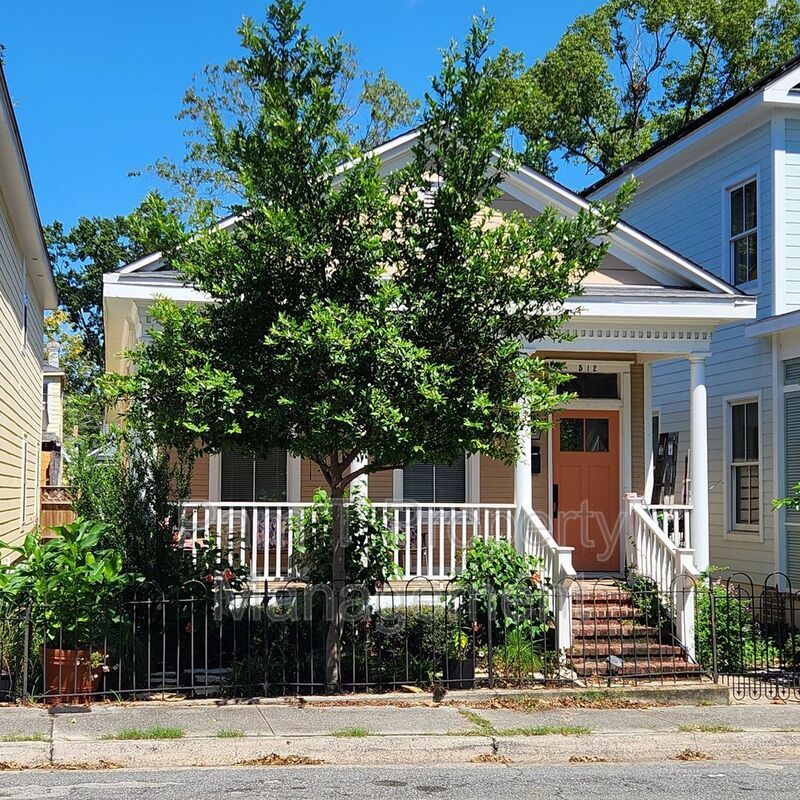 Beautiful 2 bedroom in Victorian District property image