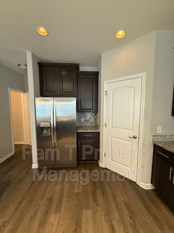 Large 4 bedroom home in Pooler property image