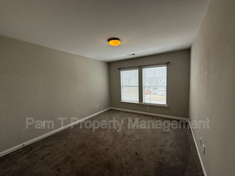 Large 4 bedroom home in Pooler property image