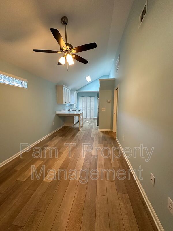 4 bedroom midtown home property image