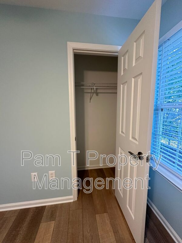 4 bedroom midtown home property image