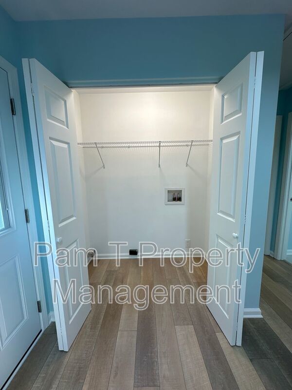 4 bedroom midtown home property image