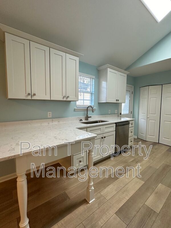 4 bedroom midtown home property image