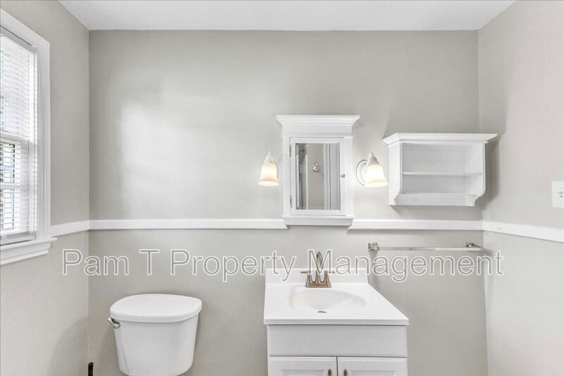 Charming 3-Bedroom Home on a Corner Lot in Beautiful Savannah, GA property image