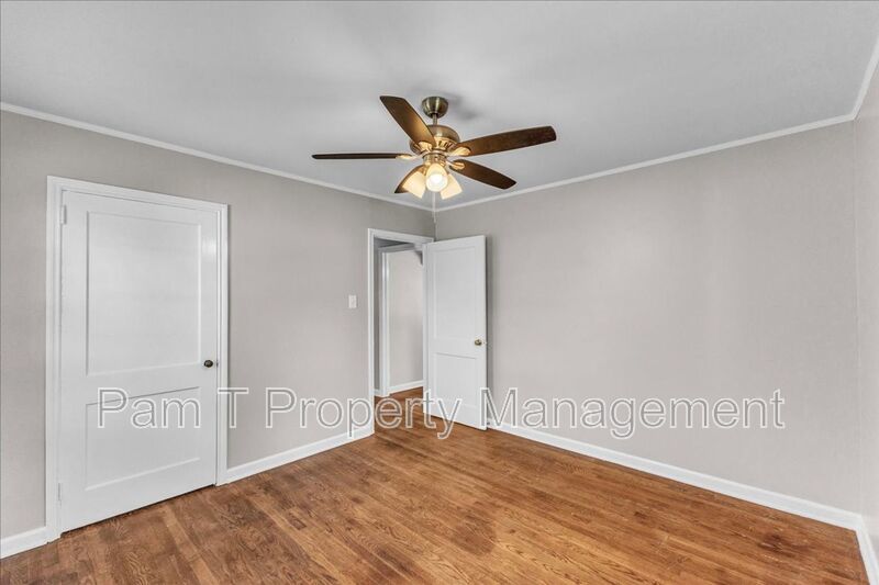 Charming 3-Bedroom Home on a Corner Lot in Beautiful Savannah, GA property image