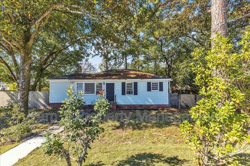 Charming 3-Bedroom Home on a Corner Lot in Beautiful Savannah, GA property image