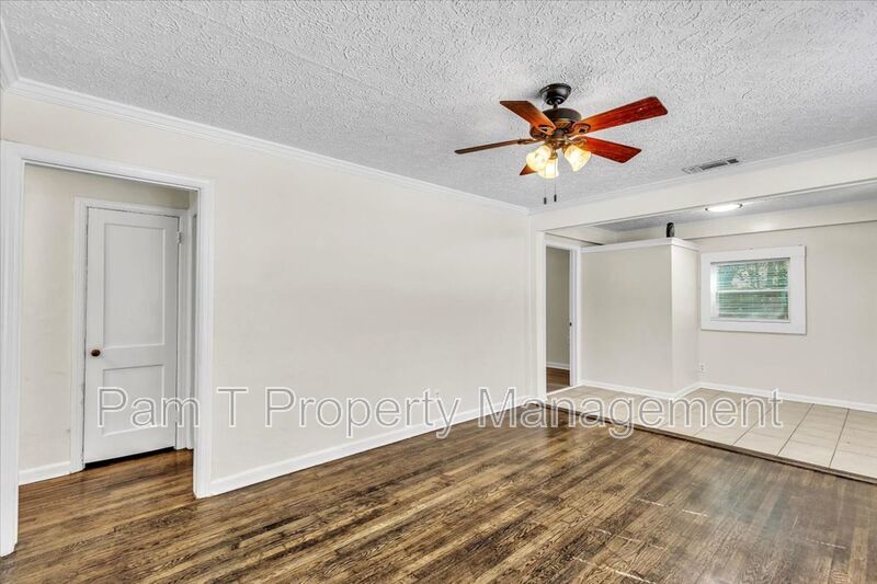 Convenient Midtown 3 bedroom home property image