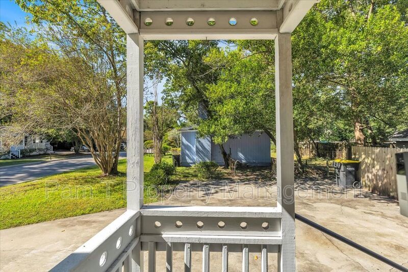 Convenient Midtown 3 bedroom home property image