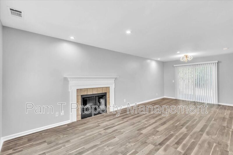 Southside two story 3 bedroom house property image