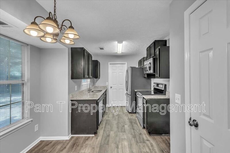 Southside two story 3 bedroom house property image