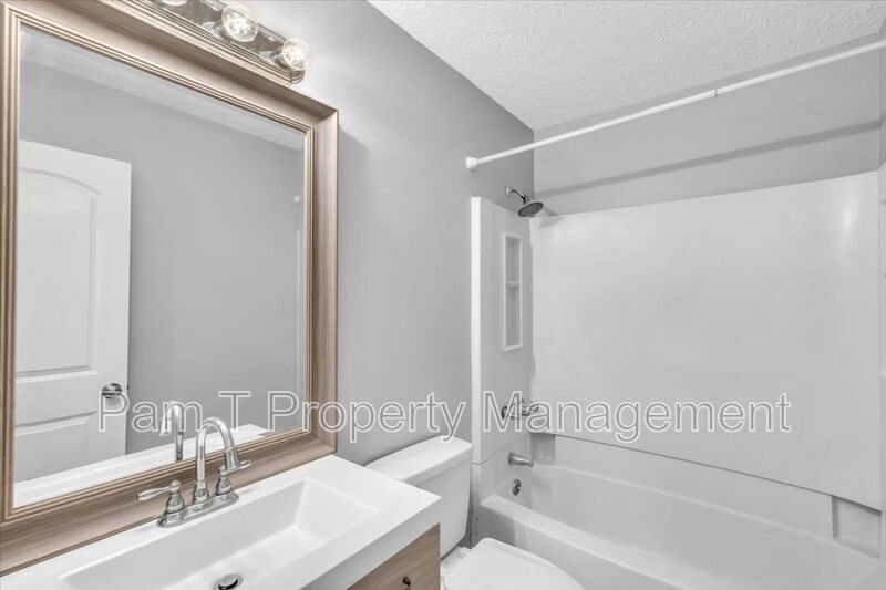 Southside two story 3 bedroom house property image