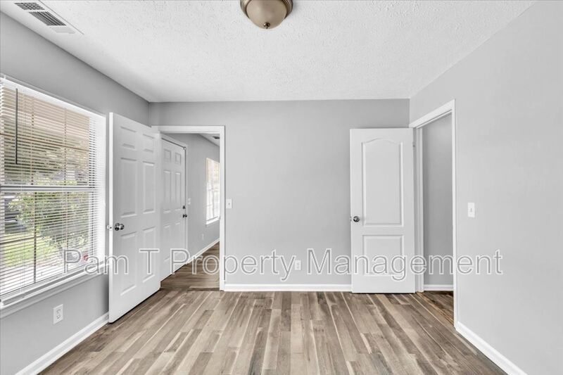 Southside two story 3 bedroom house property image