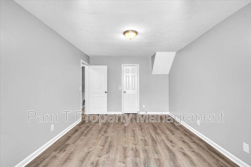 Southside two story 3 bedroom house property image