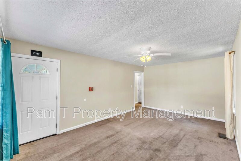 Charming 3-Bed / 2-Bath Home in Savannah property image