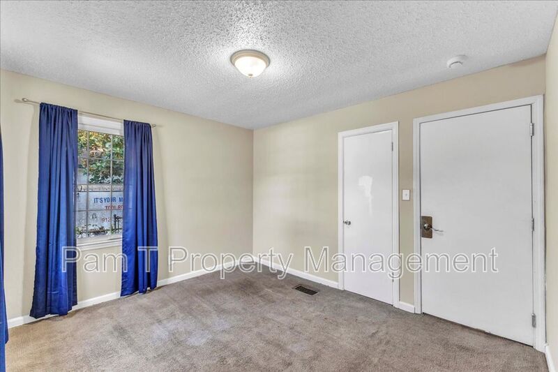 Charming 3-Bed / 2-Bath Home in Savannah property image