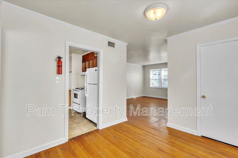 3 bedroom house minutes away from Daffin Park property image