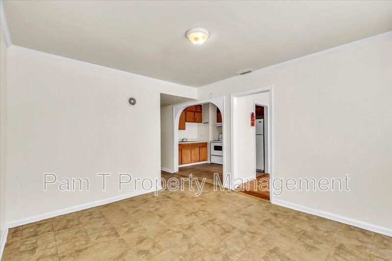 3 bedroom house minutes away from Daffin Park property image