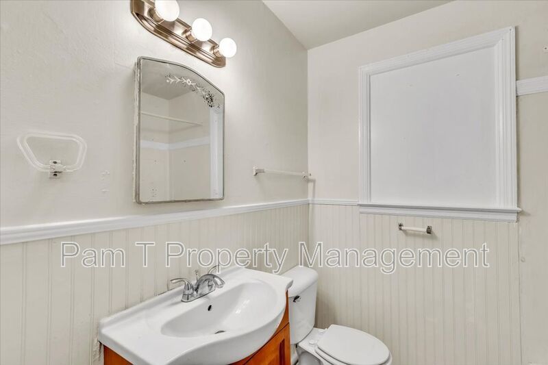 3 bedroom house minutes away from Daffin Park property image