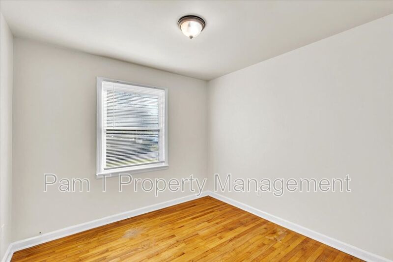 3 bedroom house minutes away from Daffin Park property image