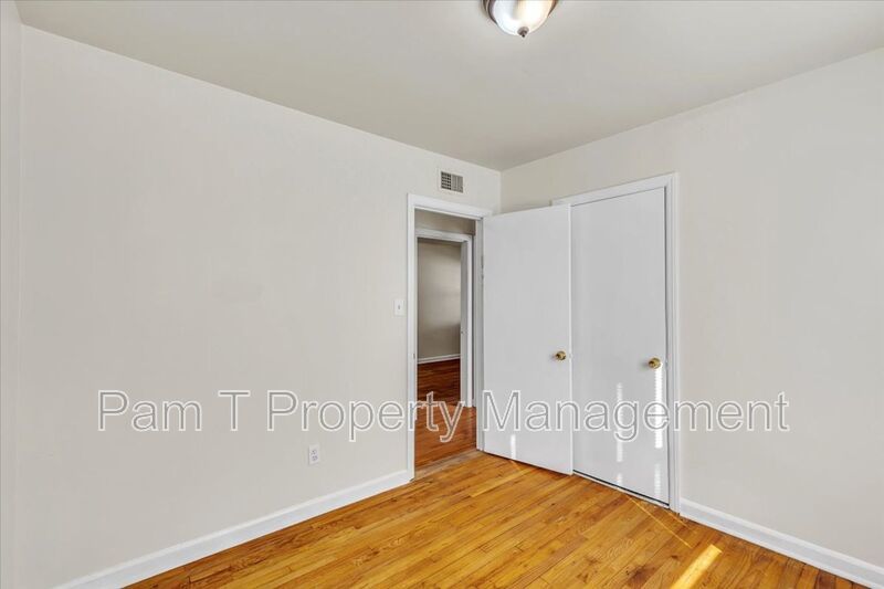 3 bedroom house minutes away from Daffin Park property image