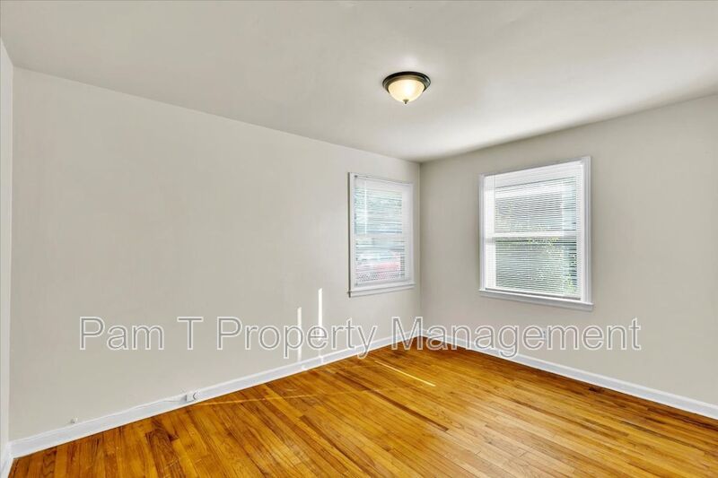 3 bedroom house minutes away from Daffin Park property image