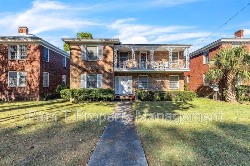 Upstairs one bedroom near Daffin Park property image