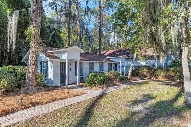 Cozy 1 bedroom/1 bath off of Ferguson property image