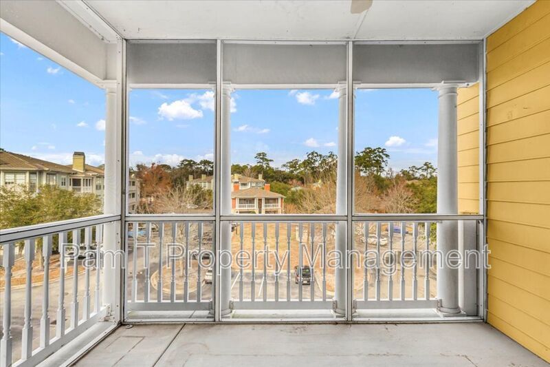 Beautiful 2 bedroom condo on Wilmington Island property image