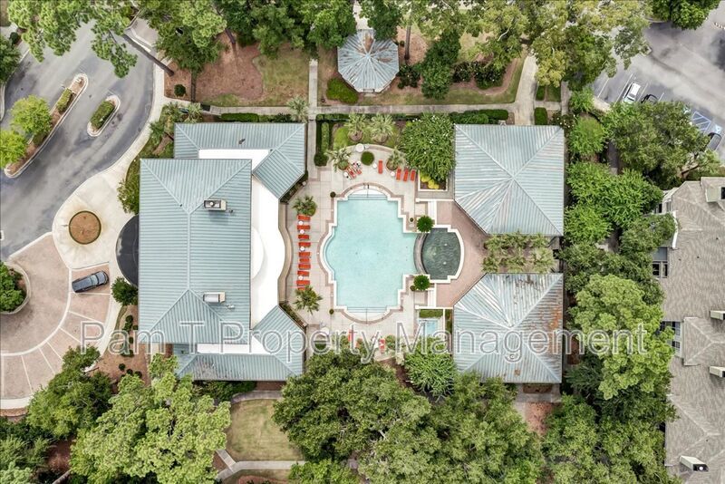 Beautiful 2 bedroom condo on Wilmington Island property image