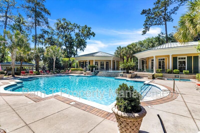 Beautiful 2 bedroom condo on Wilmington Island property image