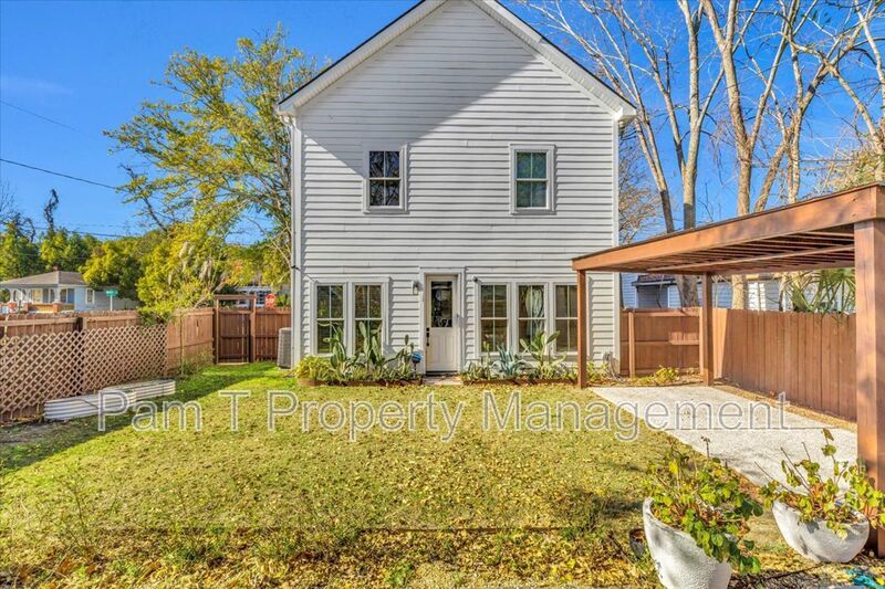 Downtown 4 bedroom home property image