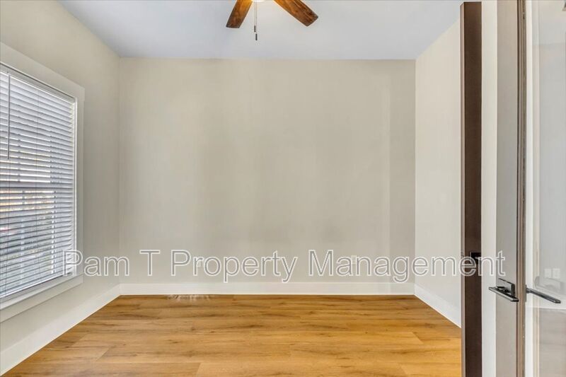 Downtown 4 bedroom home property image