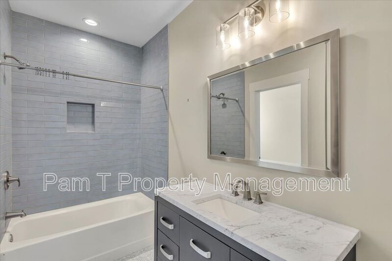 Downtown 4 bedroom home property image