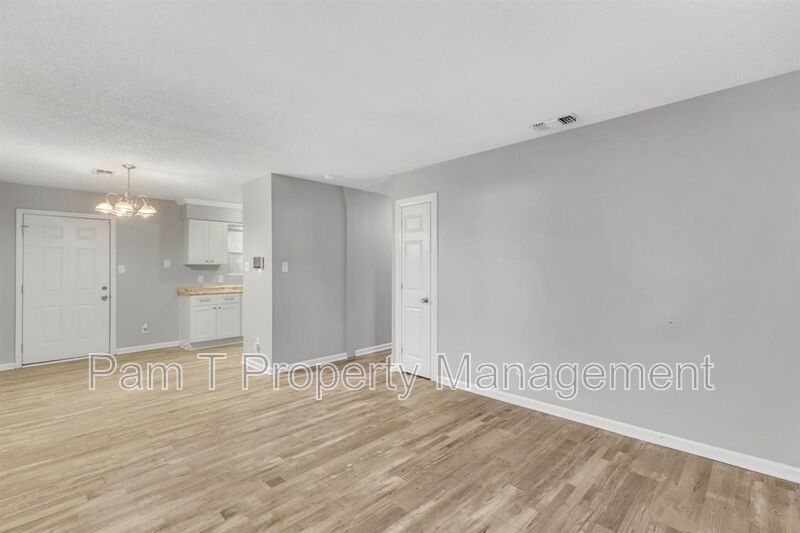 3 Bedroom Single Family Home property image