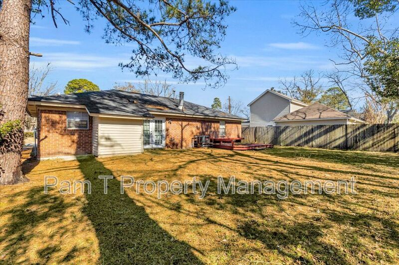 3 bedroom home in Liberty City property image