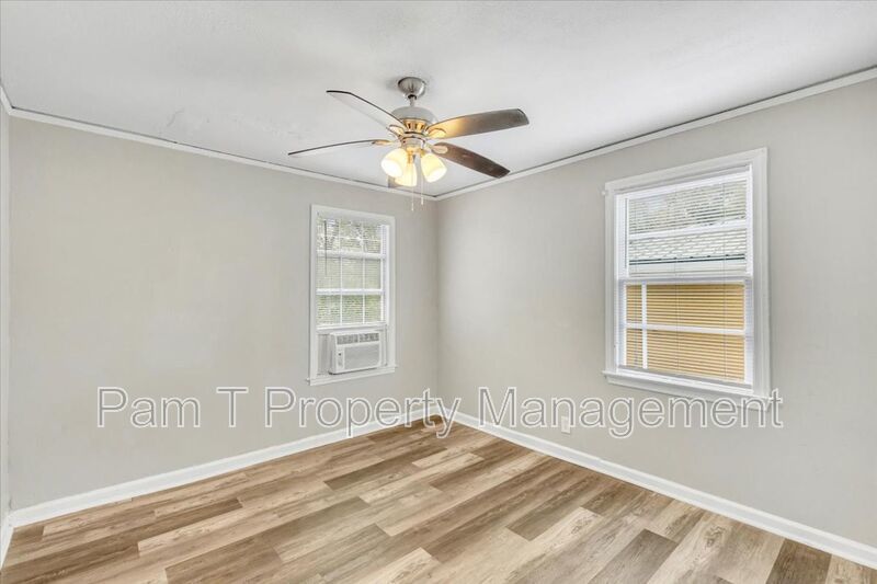 2 Bedroom 1 bath apartment property image