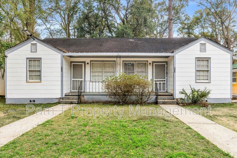 2 Bedroom 1 bath apartment property image