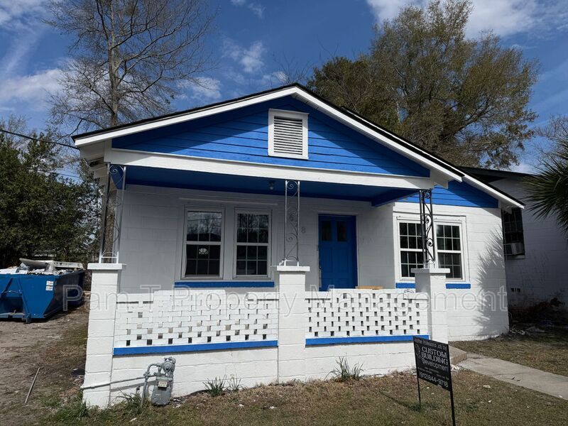 3 bedroom home completely remodeled property image