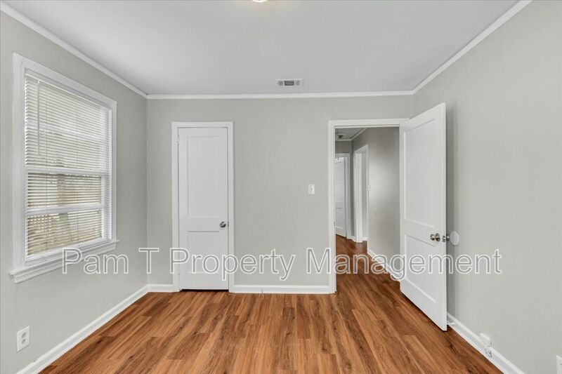 2 Bedroom 1 bath apartment property image