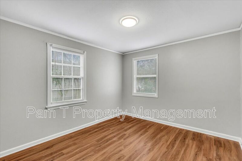 2 Bedroom 1 bath apartment property image