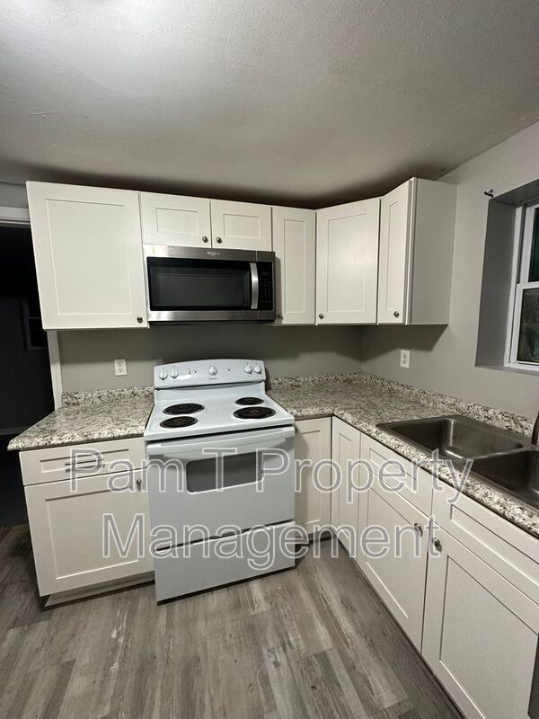 3 Bedroom Single Family Home property image