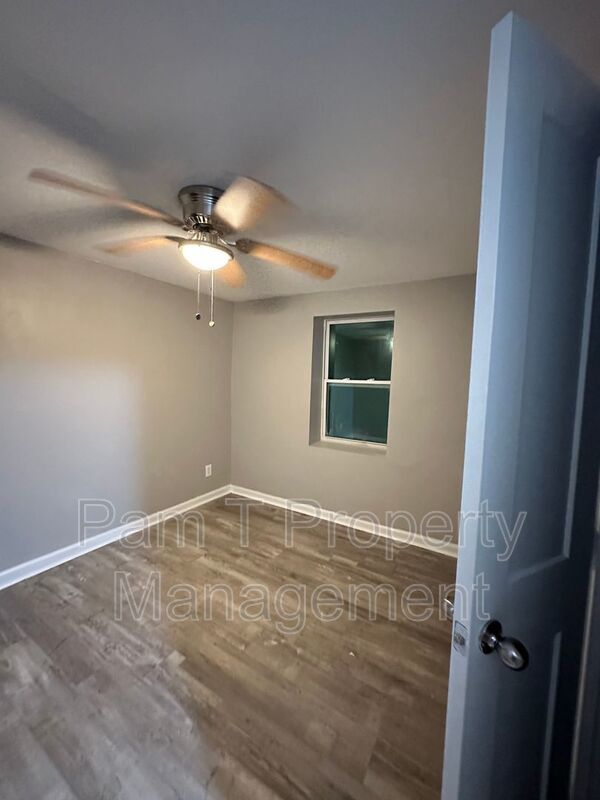 3 Bedroom Single Family Home property image