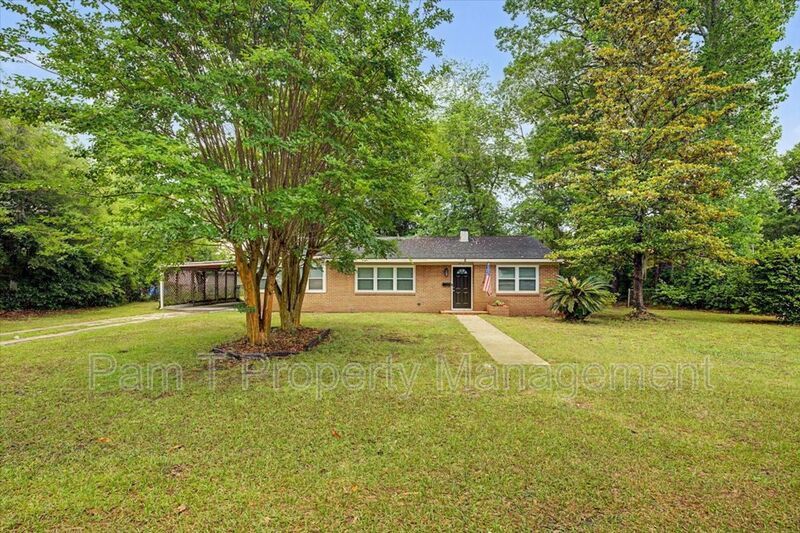 Midtown 3 bedroom home- $250 gift card with approved application property image
