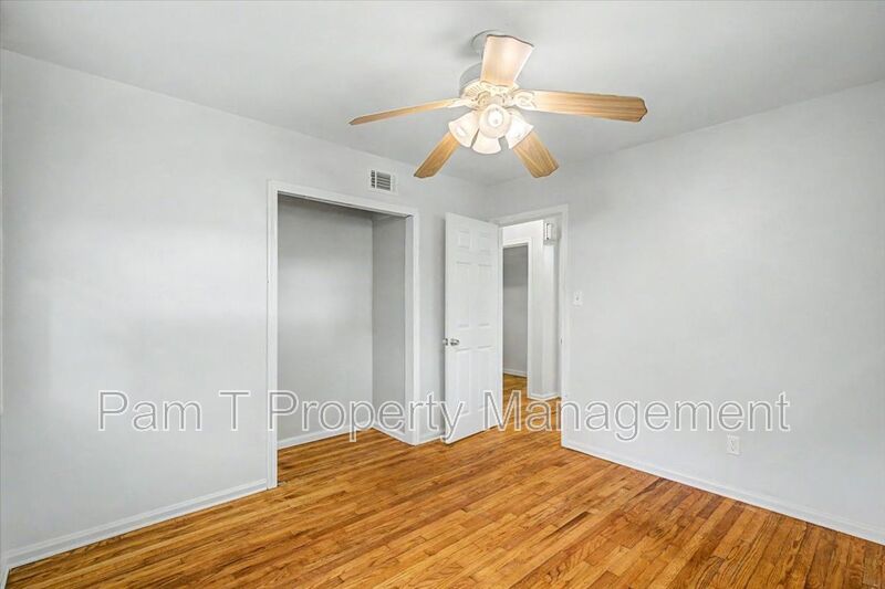 Midtown 3 bedroom home- $250 gift card with approved application property image