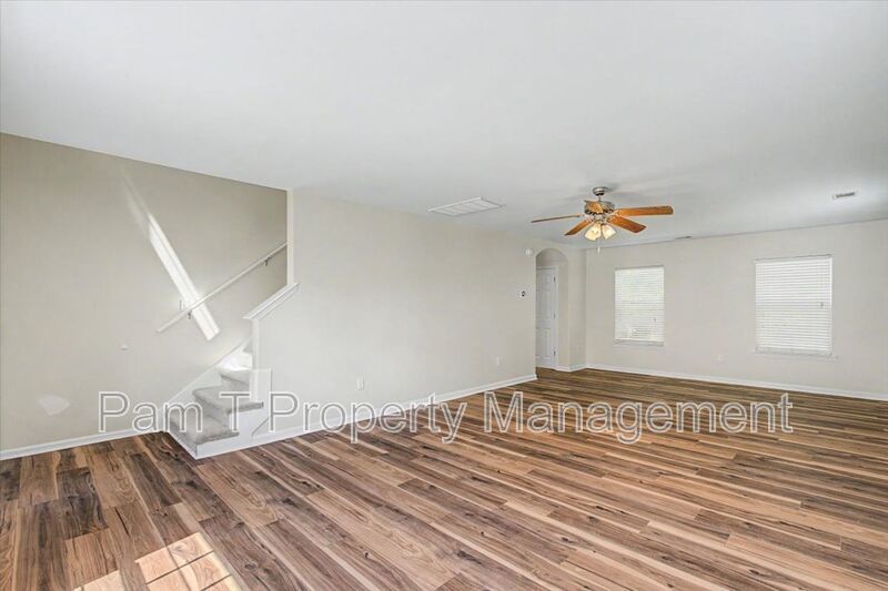 3 bedroom house on Southside property image